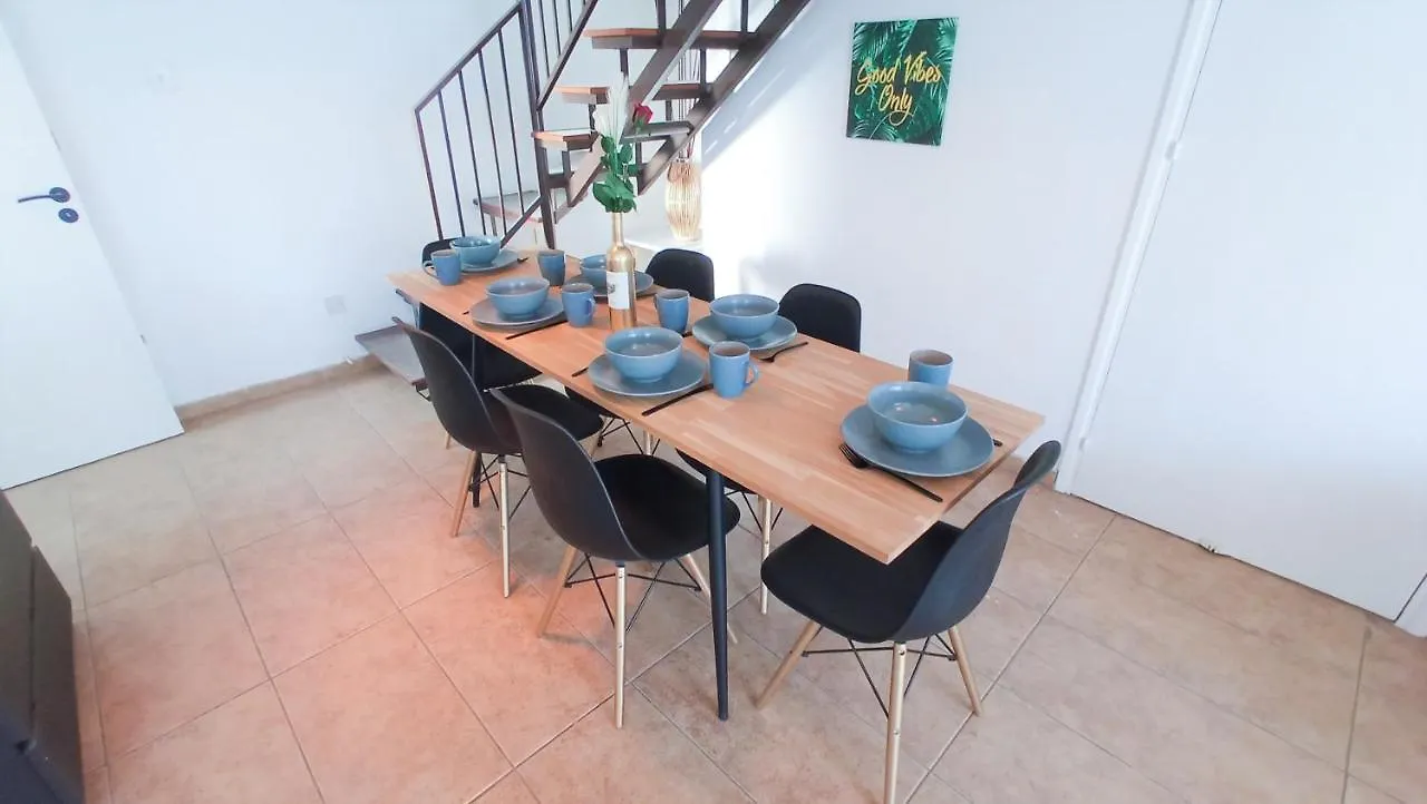 منزل للإقامة Luxury Private Rooms -Sea View, Netflix, Gym- 5 Min From Beach! - Private Room In Shared Apartment لارنكا