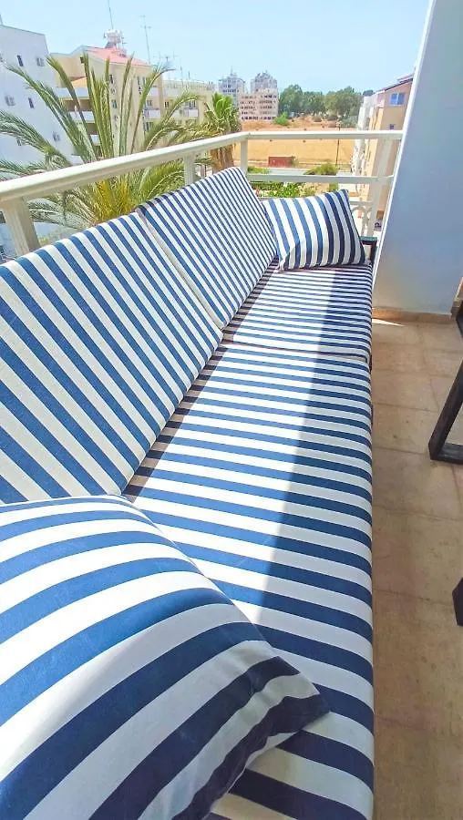 Luxury Private Rooms -Sea View, Netflix, Gym- 5 Min From Beach! - Private Room In Shared Apartment لارنكا منزل للإقامة