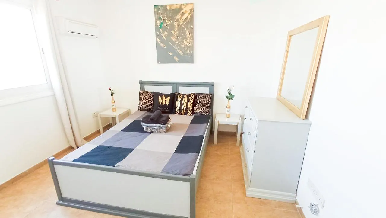 Luxury Private Rooms -Sea View, Netflix, Gym- 5 Min From Beach! - Private Room In Shared Apartment لارنكا قبرص