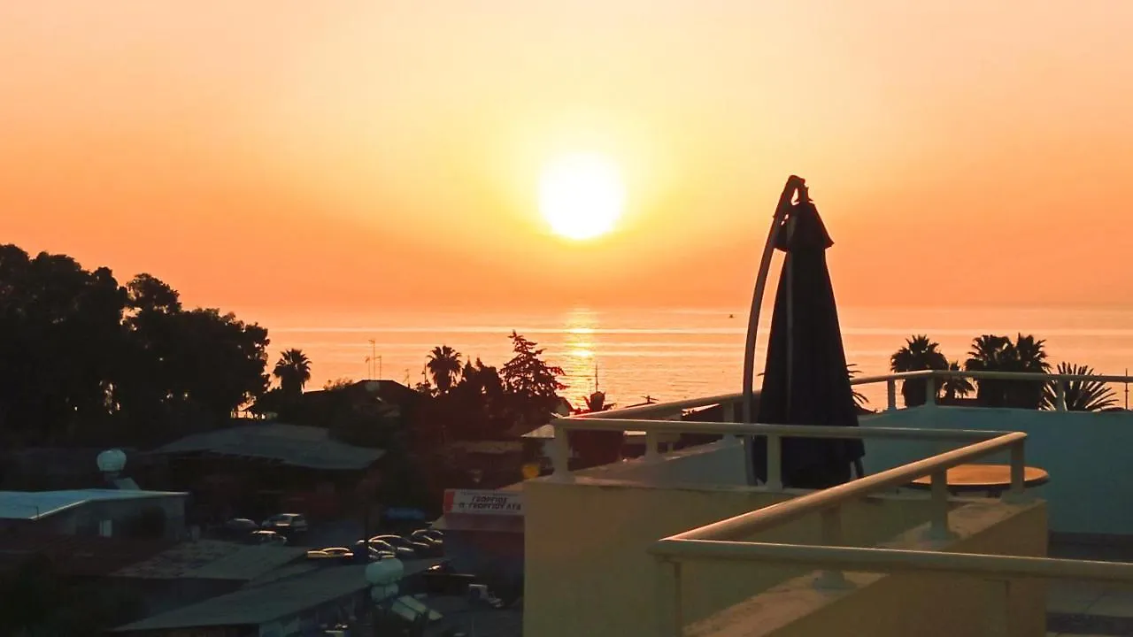 Luxury Private Rooms -Sea View, Netflix, Gym- 5 Min From Beach! - Private Room In Shared Apartment لارنكا قبرص