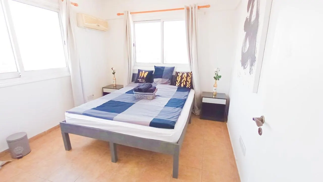 Luxury Private Rooms -Sea View, Netflix, Gym- 5 Min From Beach! - Private Room In Shared Apartment لارنكا
