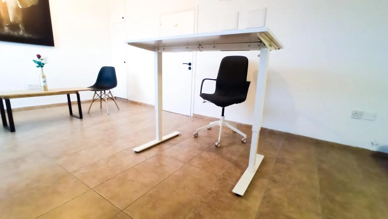Luxury Private Rooms -Sea View, Netflix, Gym- 5 Min From Beach! - Private Room In Shared Apartment Larnaca 0*,  Cyprus