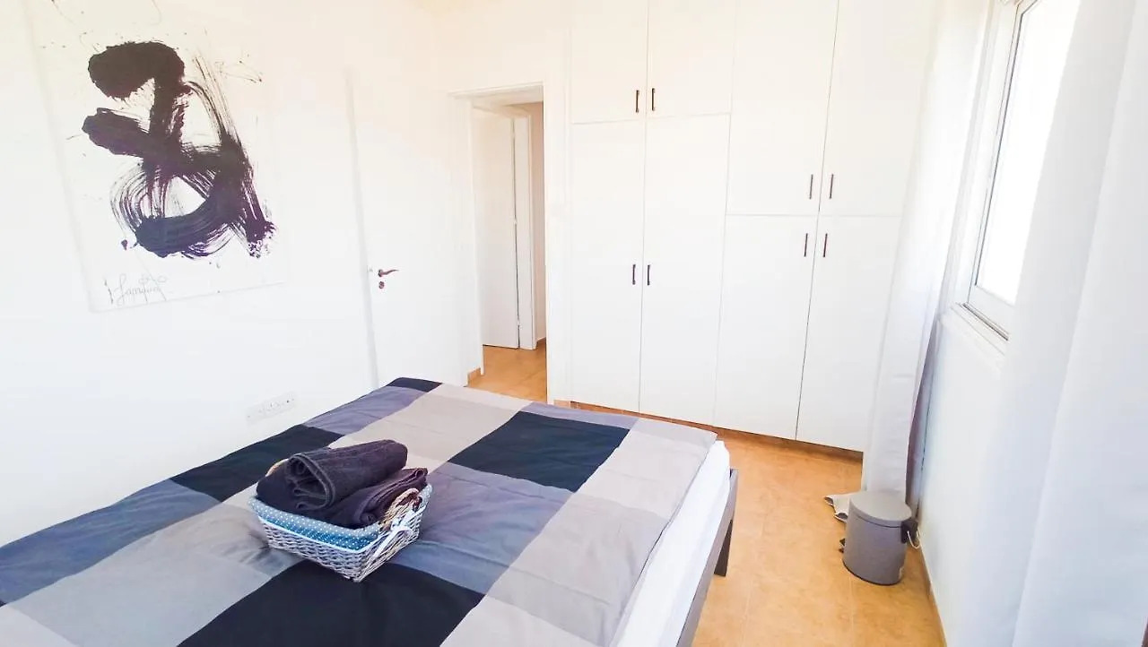 منزل للإقامة Luxury Private Rooms -Sea View, Netflix, Gym- 5 Min From Beach! - Private Room In Shared Apartment لارنكا قبرص